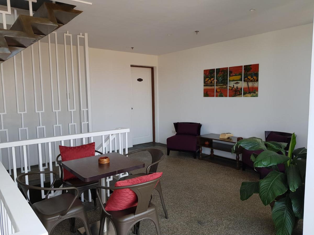 Casa Estela Boutique Hotel & Cafe Calapan Eksteriør billede