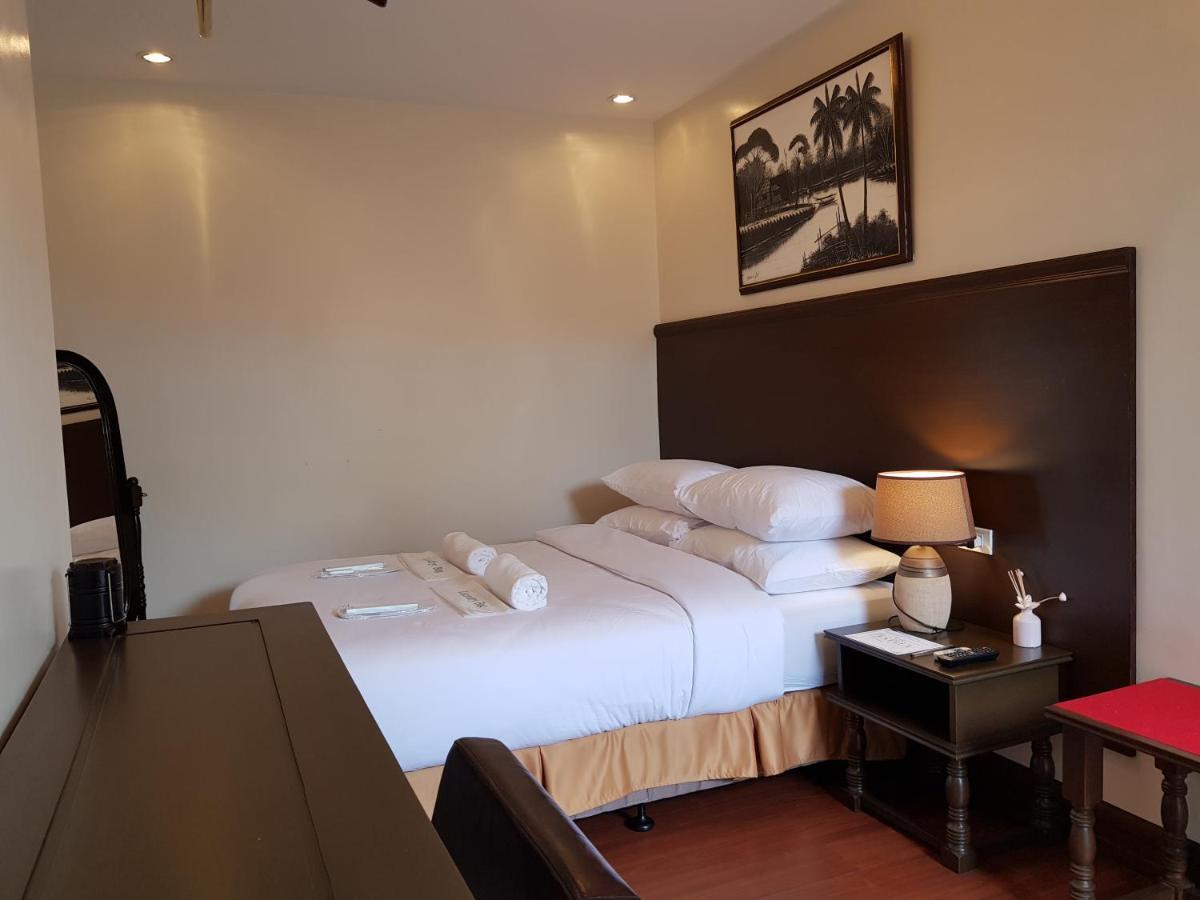 Casa Estela Boutique Hotel & Cafe Calapan Eksteriør billede