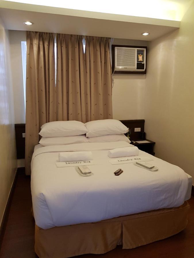 Casa Estela Boutique Hotel & Cafe Calapan Eksteriør billede